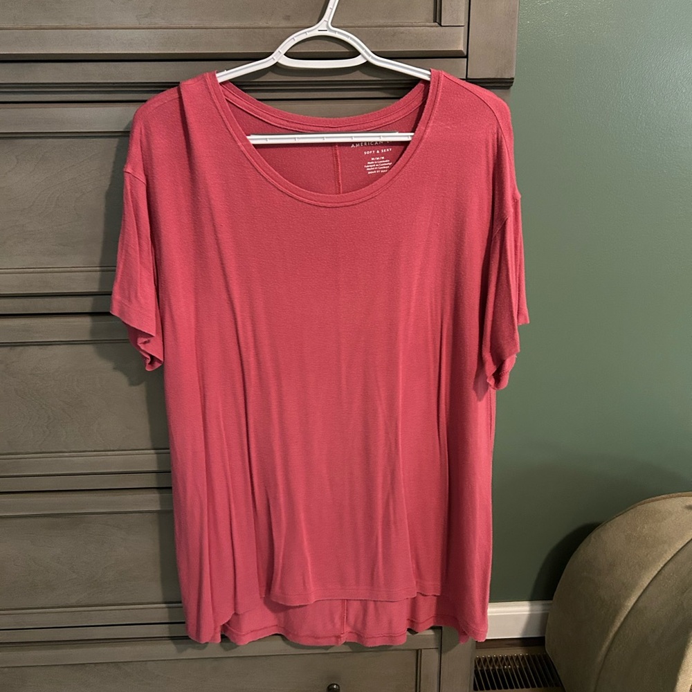 AE soft & sexy Women's Pink Short Sleeve Top